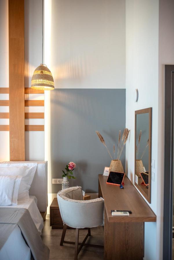 Trizonia Bay Hotel Экстерьер фото