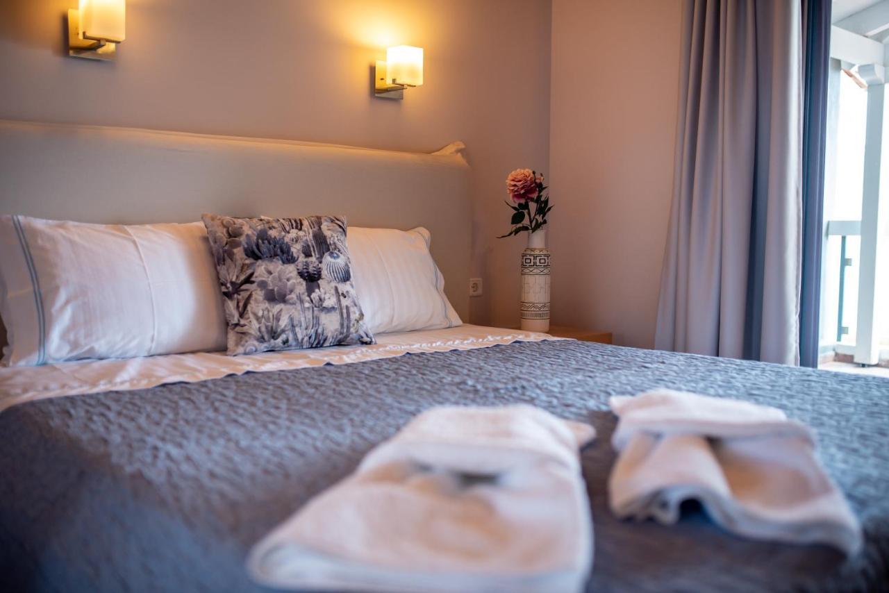 Trizonia Bay Hotel Экстерьер фото
