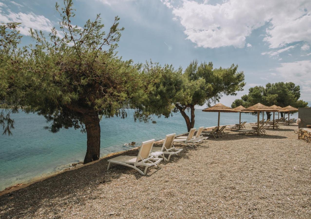 Trizonia Bay Hotel Экстерьер фото